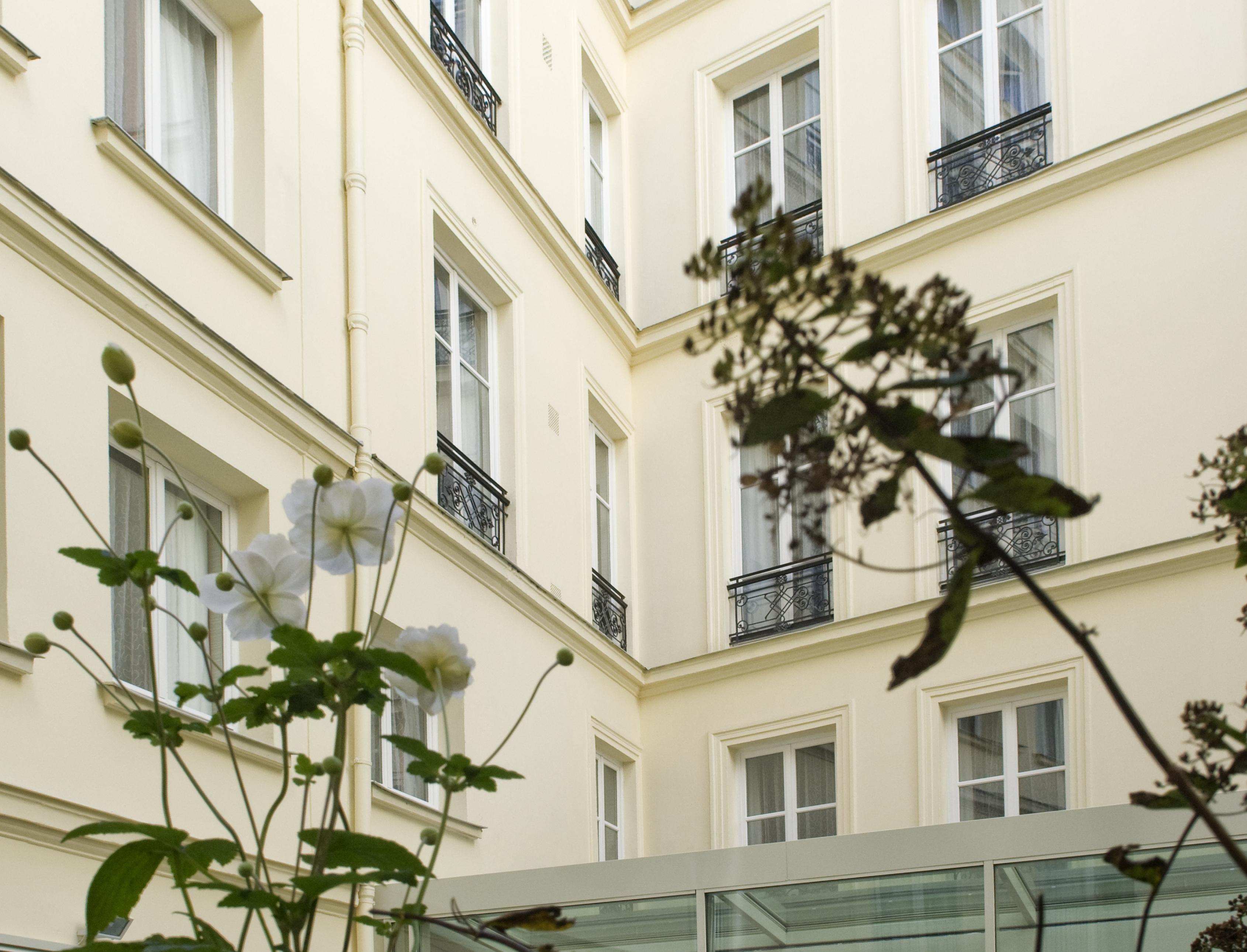 Aparthotel Adagio Paris Opera Exterior photo